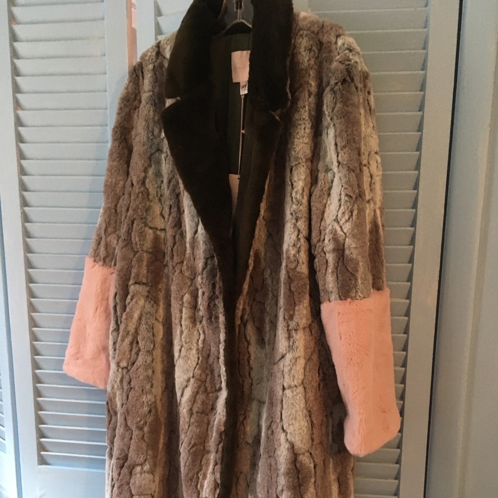 Winter coat - Picture 2 of 4